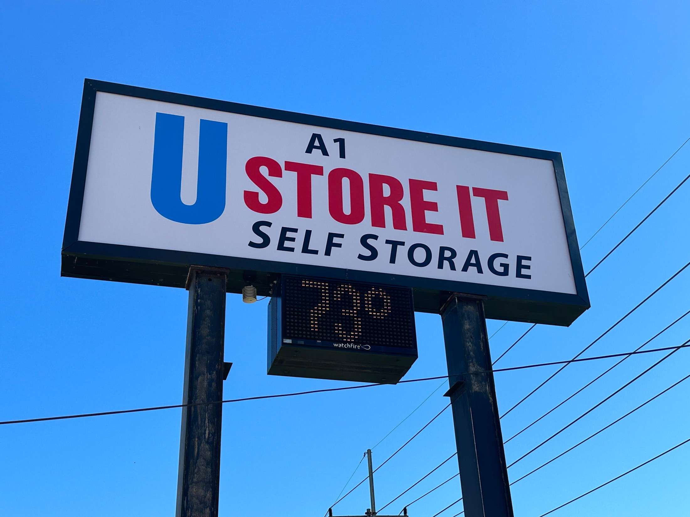 Ustore deals